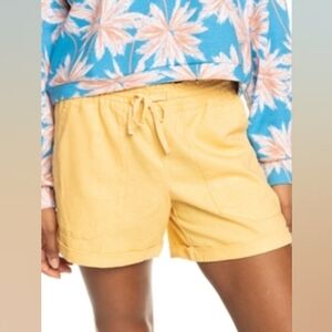 Basic Editions High Waist Yellow Women's Shorts
